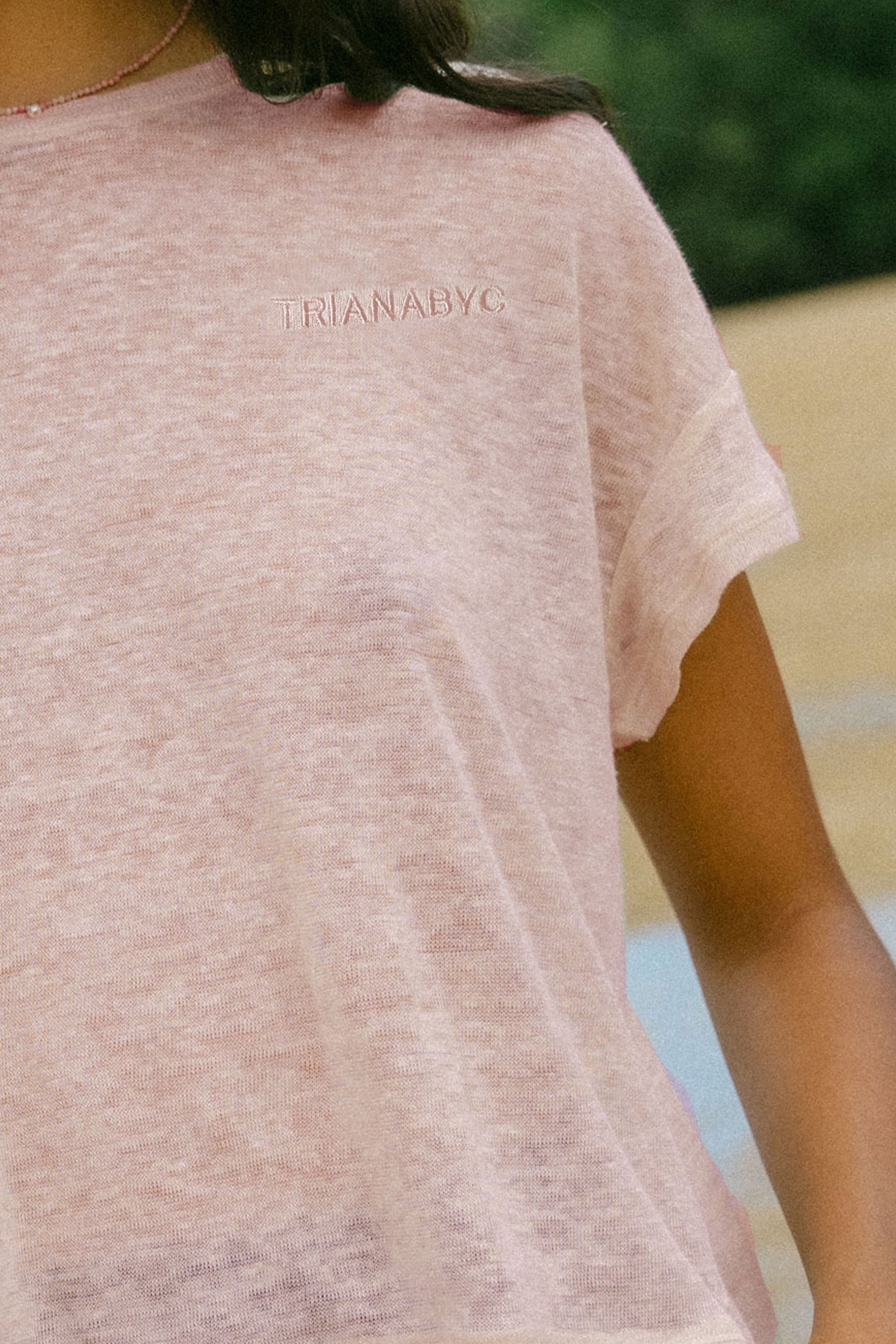 Camiseta rosa bordado TRIANABYC