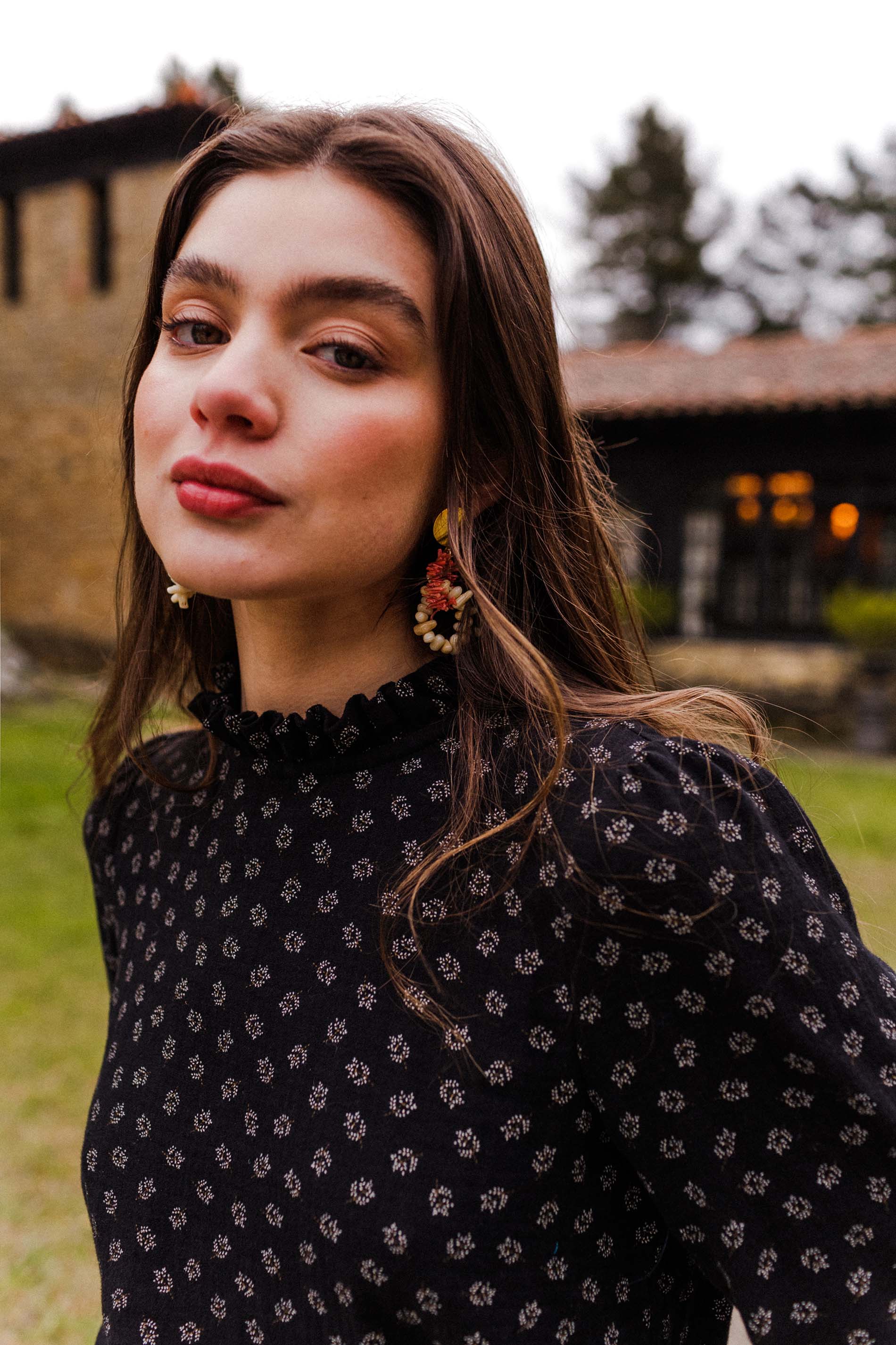 Blusa PORI organic hojas black