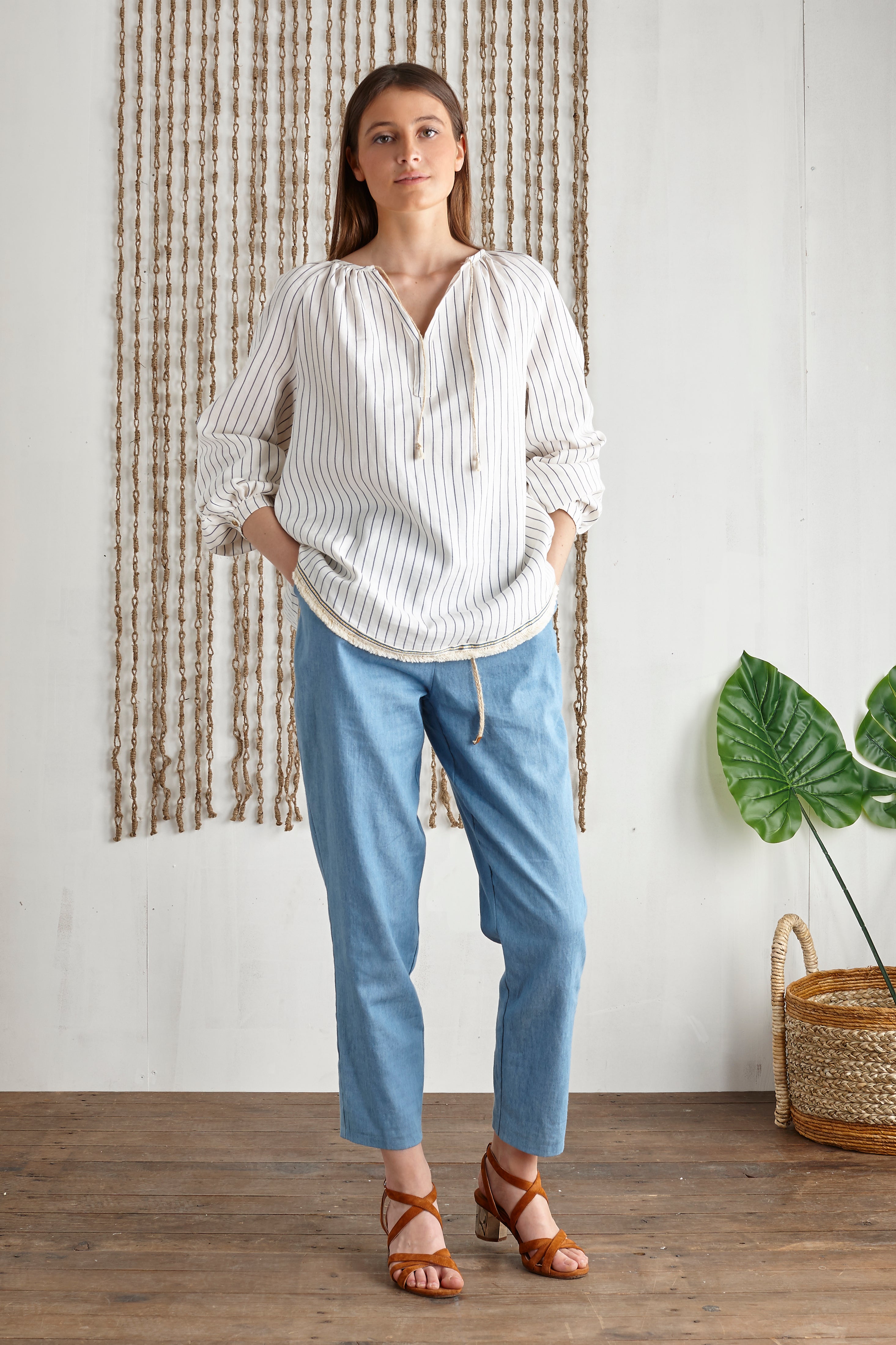 TURQUOISE daisy cotton blouse