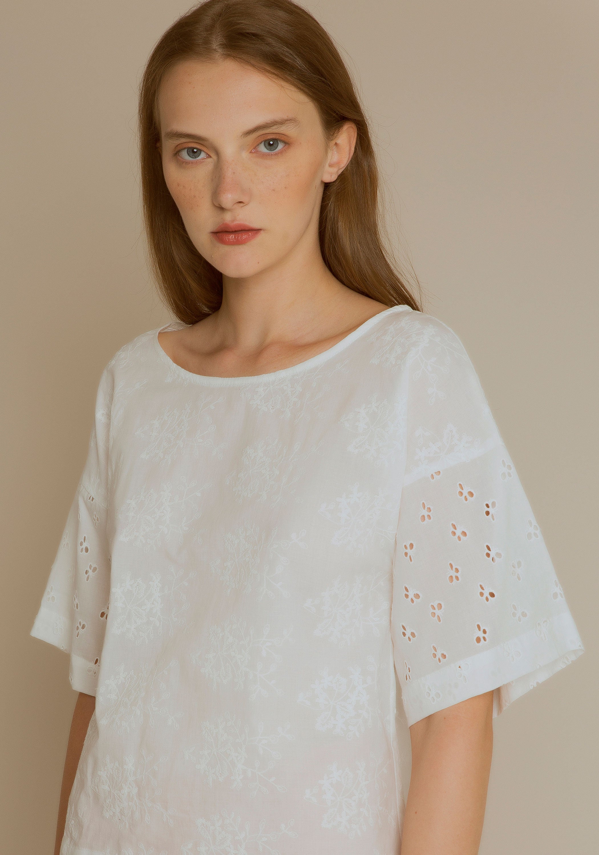 Blouse Volie embroidered white short sleeves