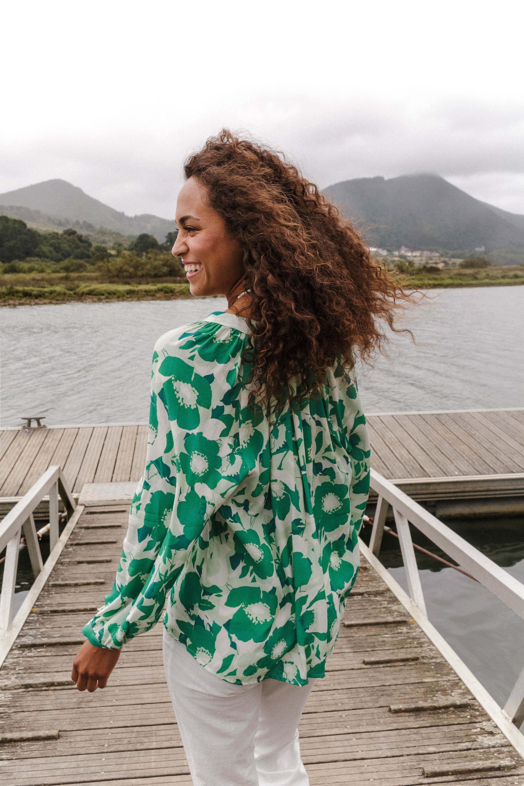 OCA flower green blouse