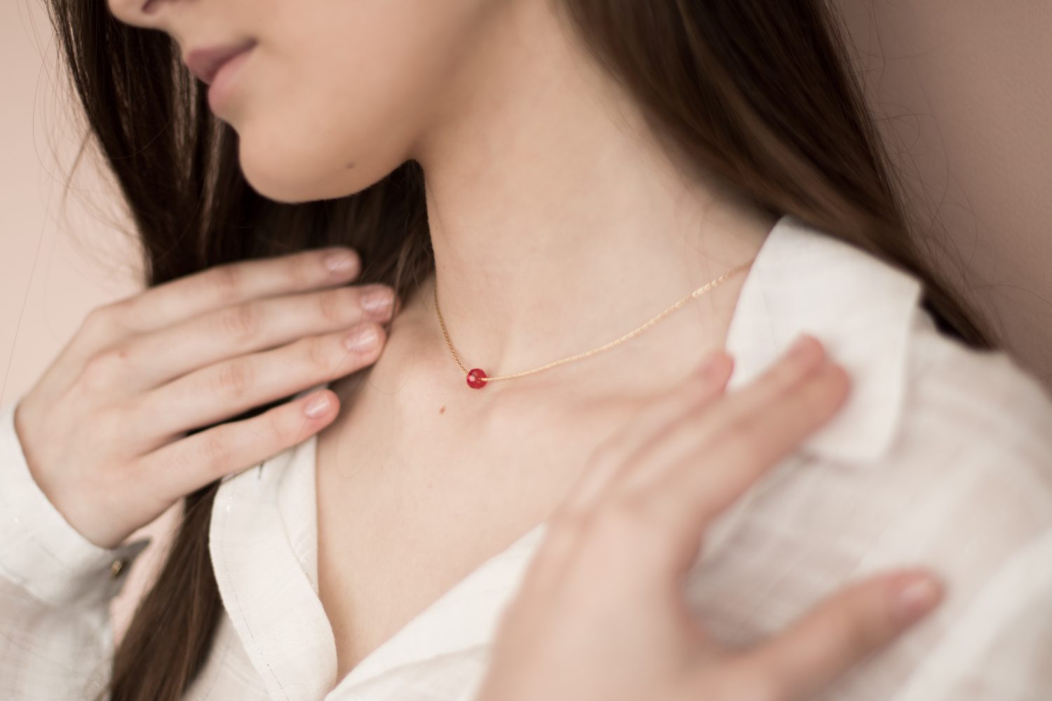 Collar piedra roja