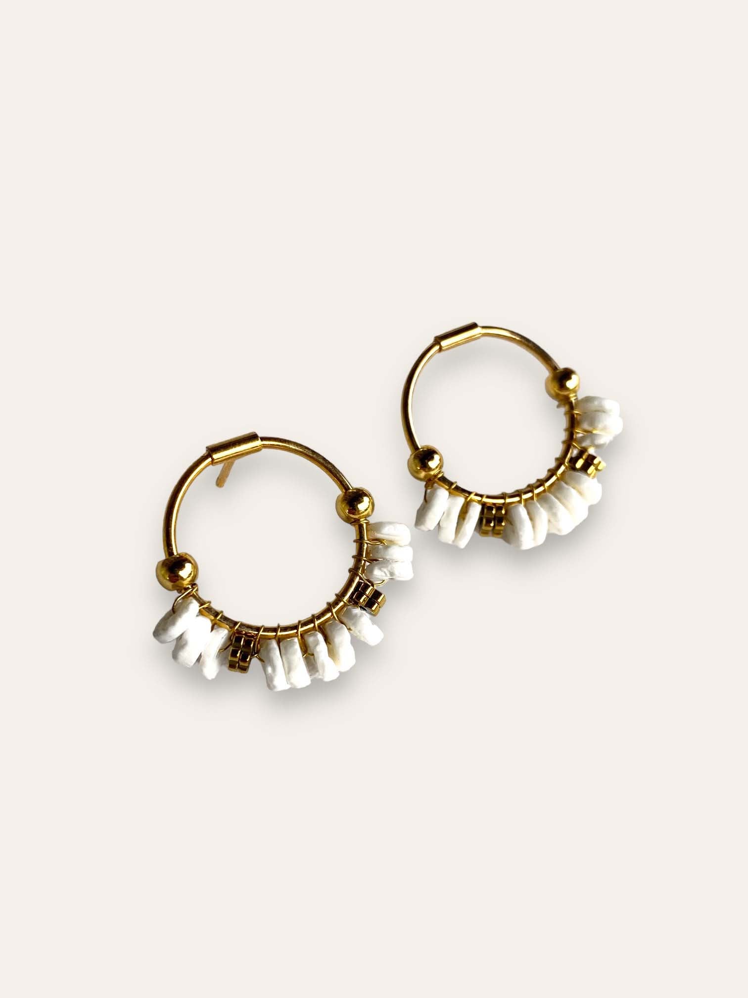 White CASTELO earrings