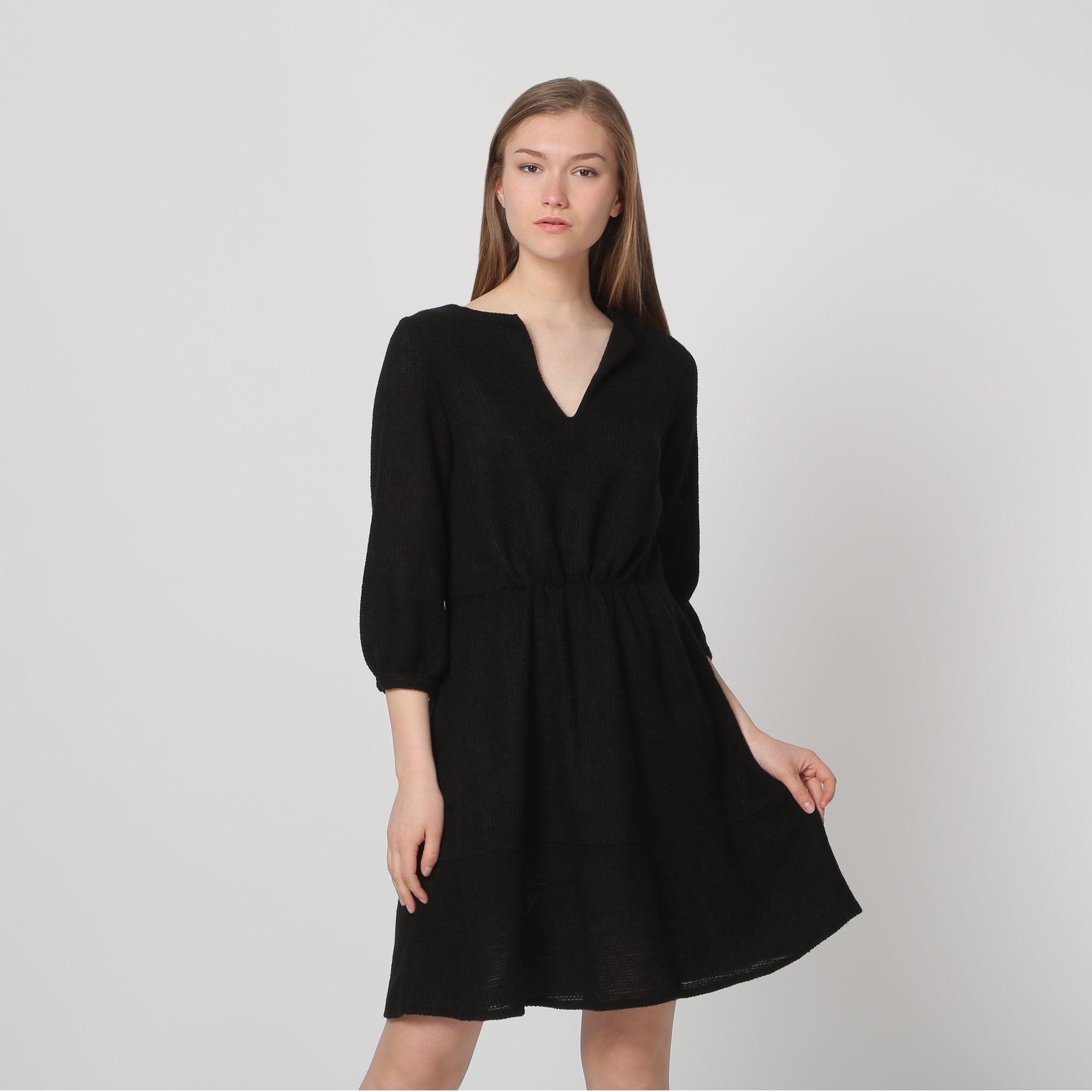 Vestido de punto negro