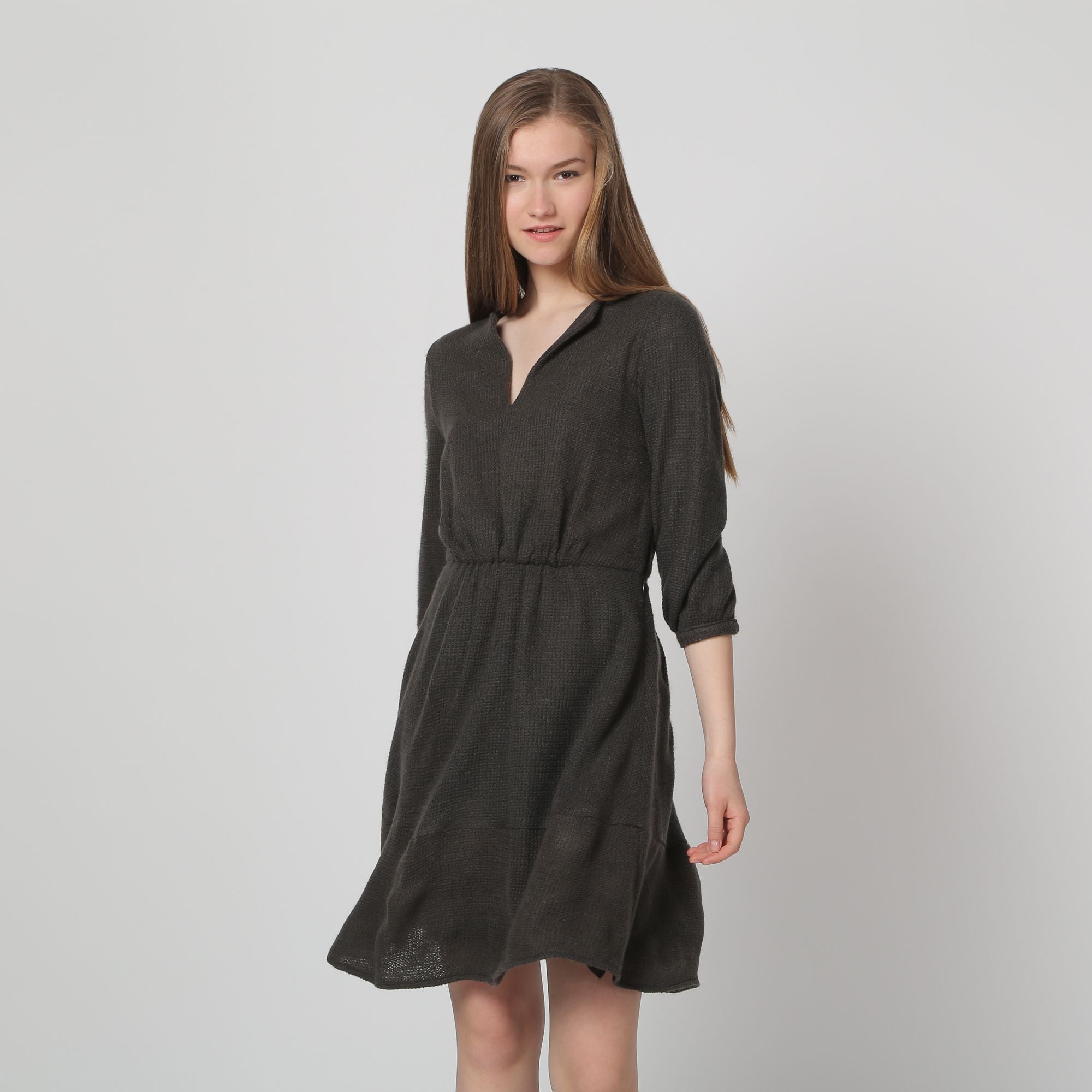 Vestido de punto gris marengo