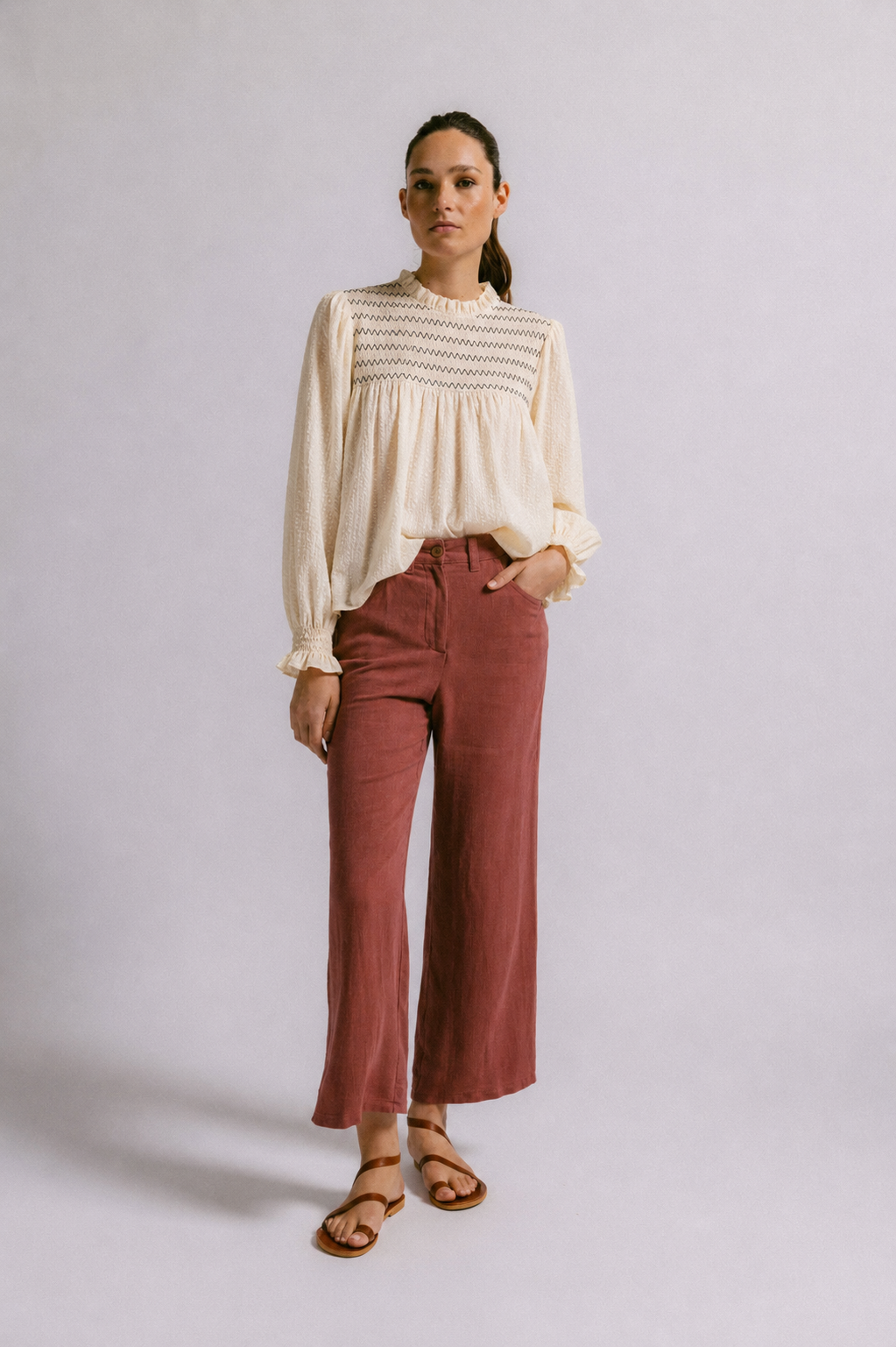 Blusa blanca bordada