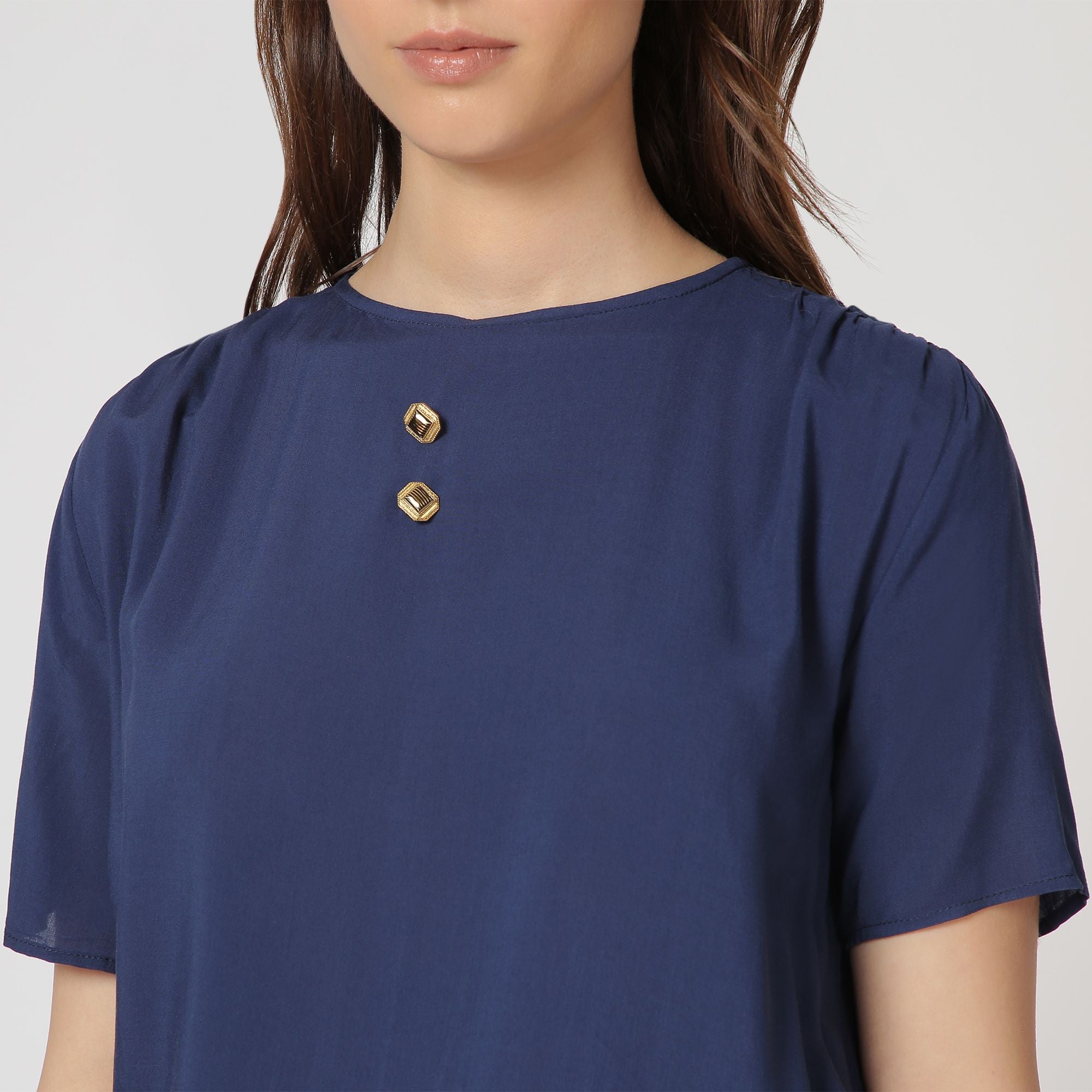 Blusa botones delantero viscosa marino