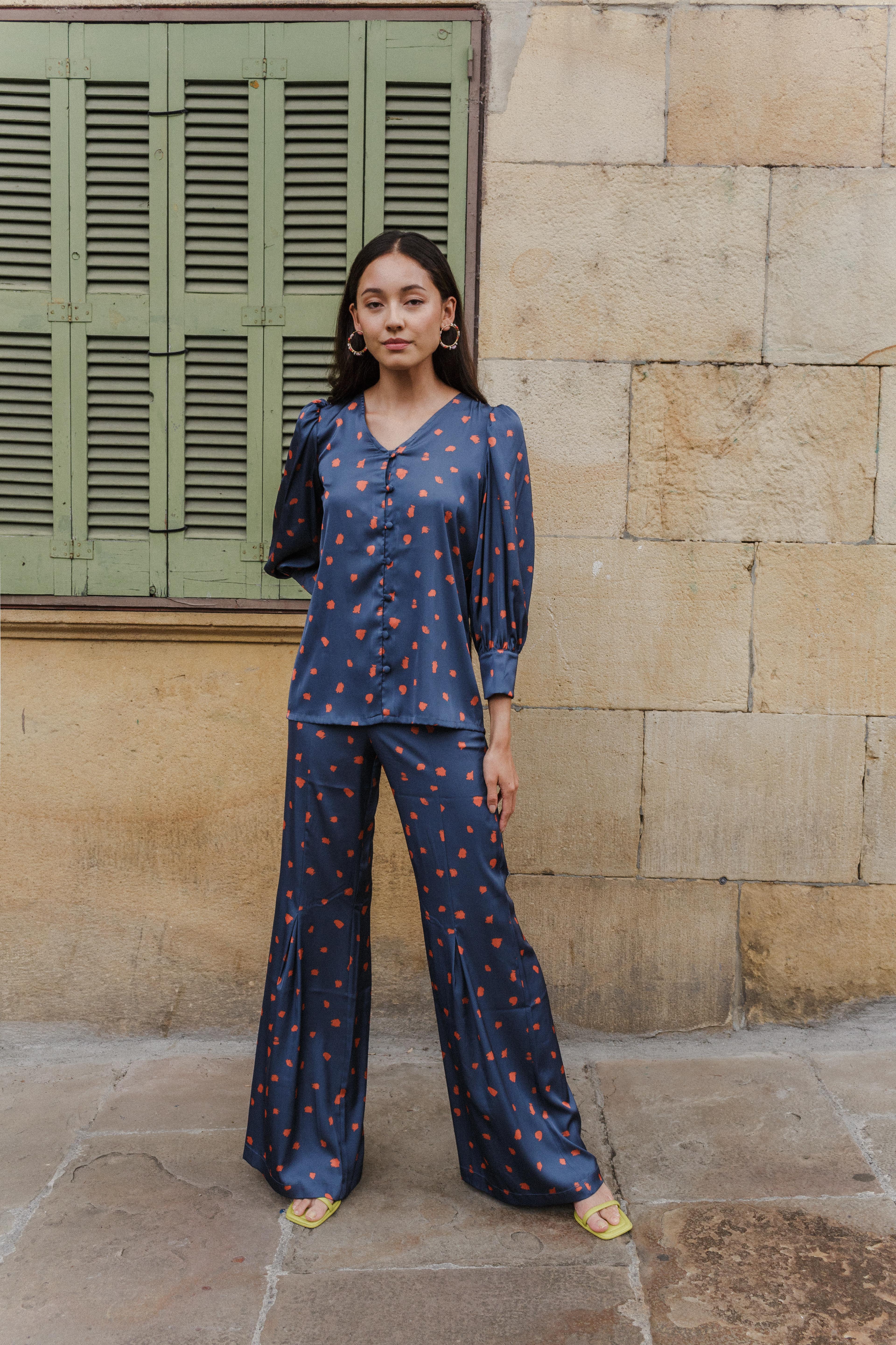 Blusa TARSO Azul marino lunares