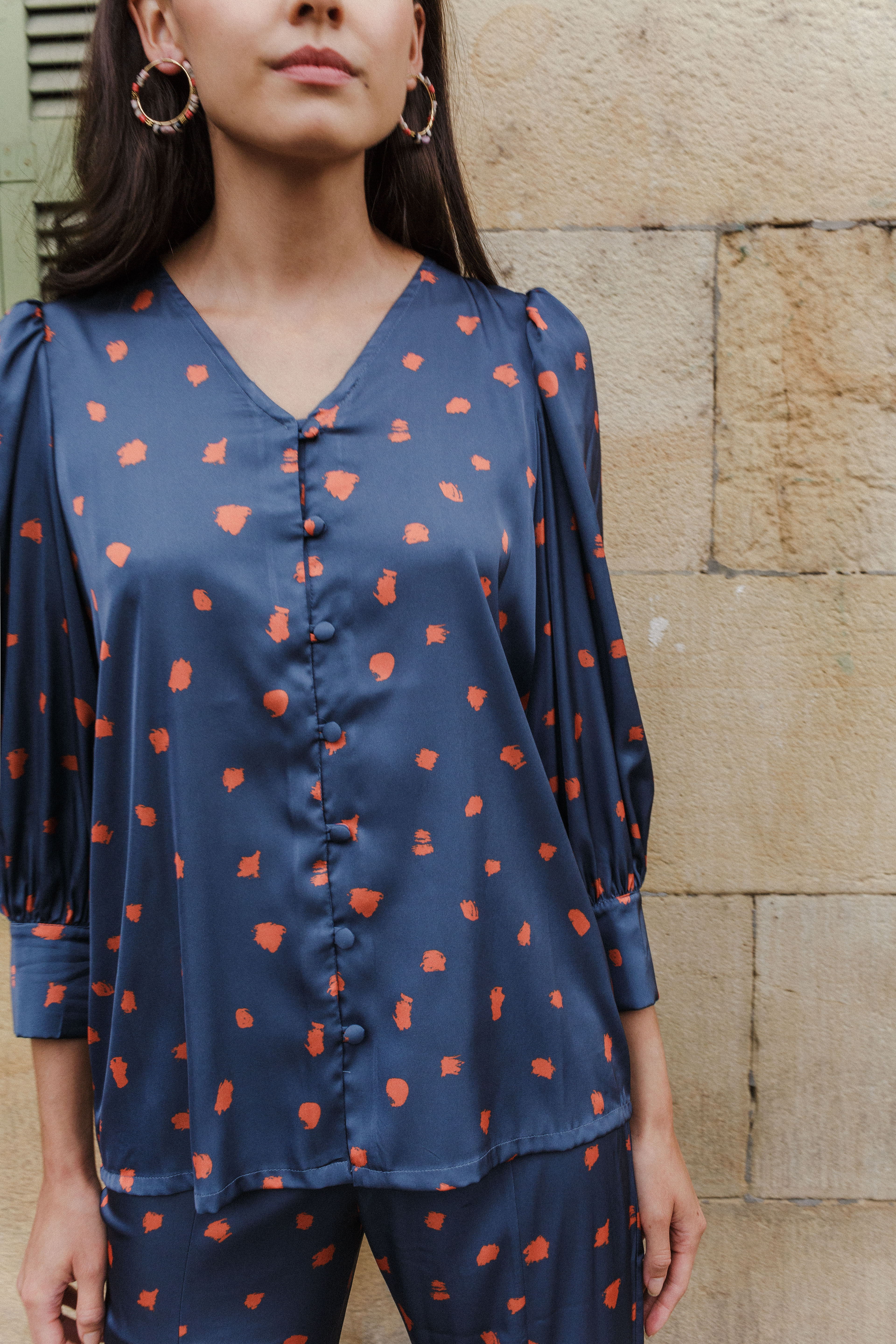 Blusa TARSO Azul marino lunares