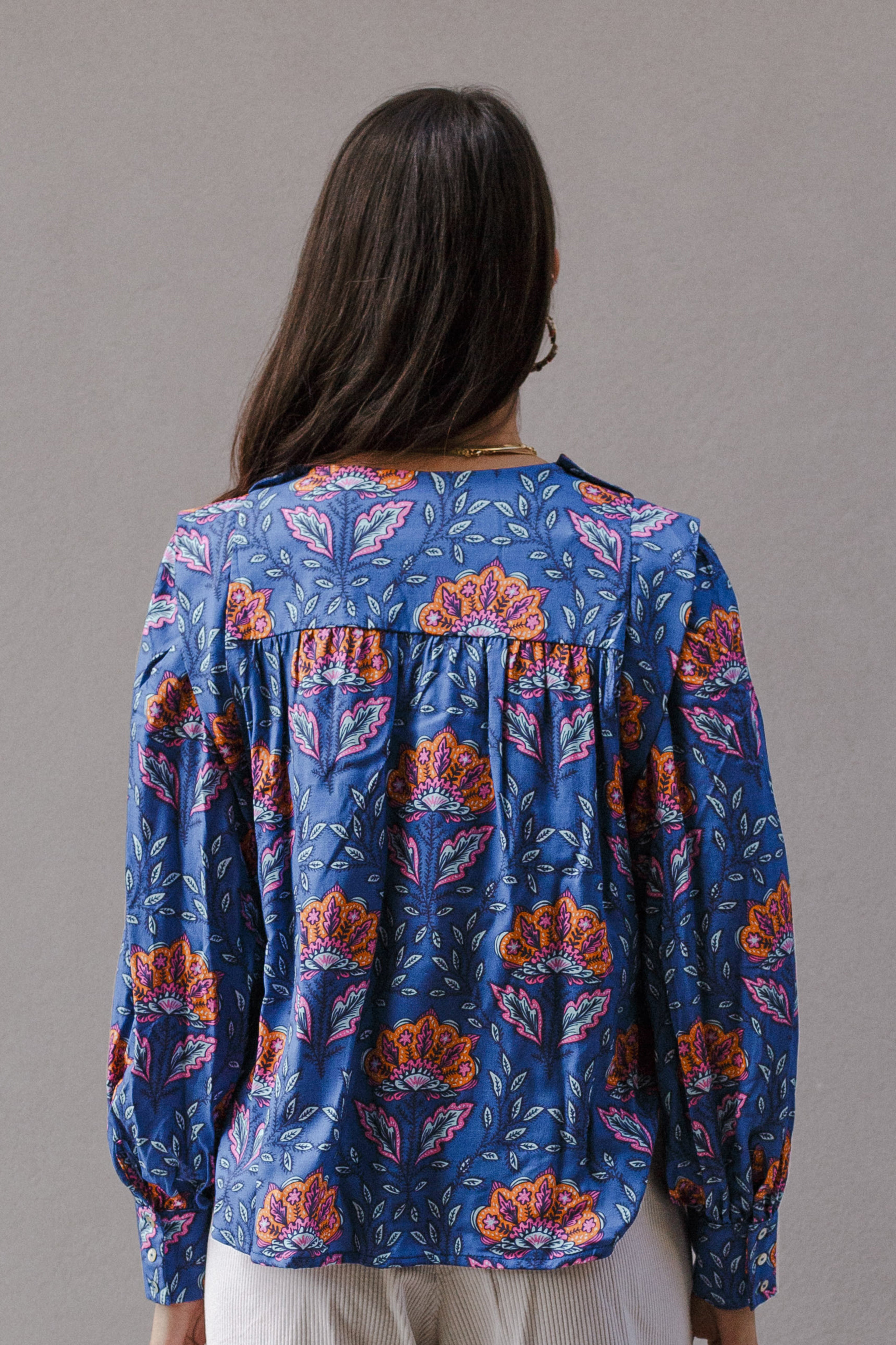 Blusa DEBA INDI URANAO