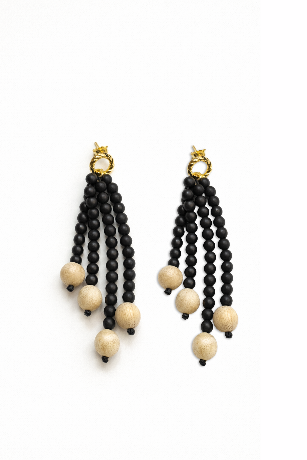 Pendientes ebano