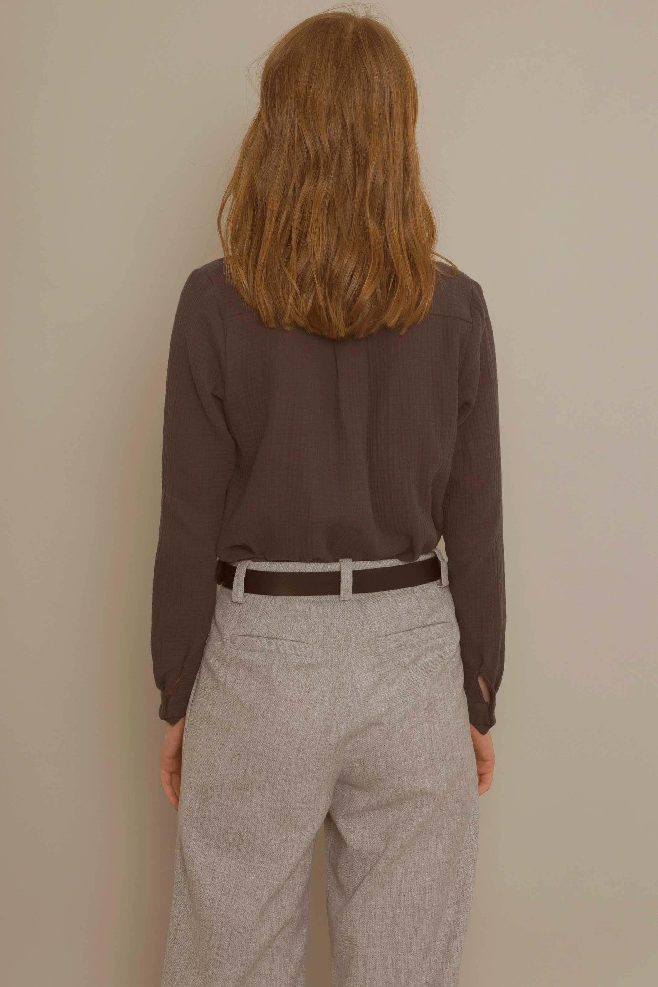 Blusa volantes algodón orgánico gris