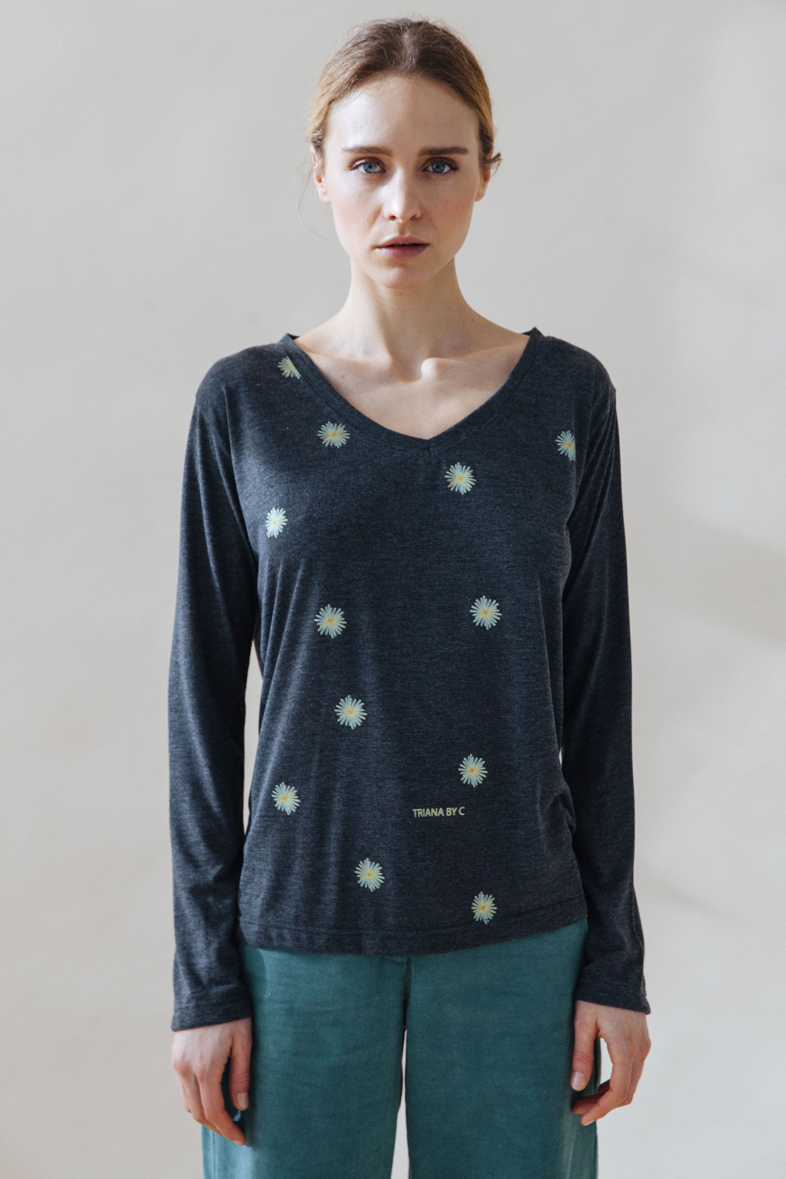 Camiseta GRIS MARGARITAS CELESTE