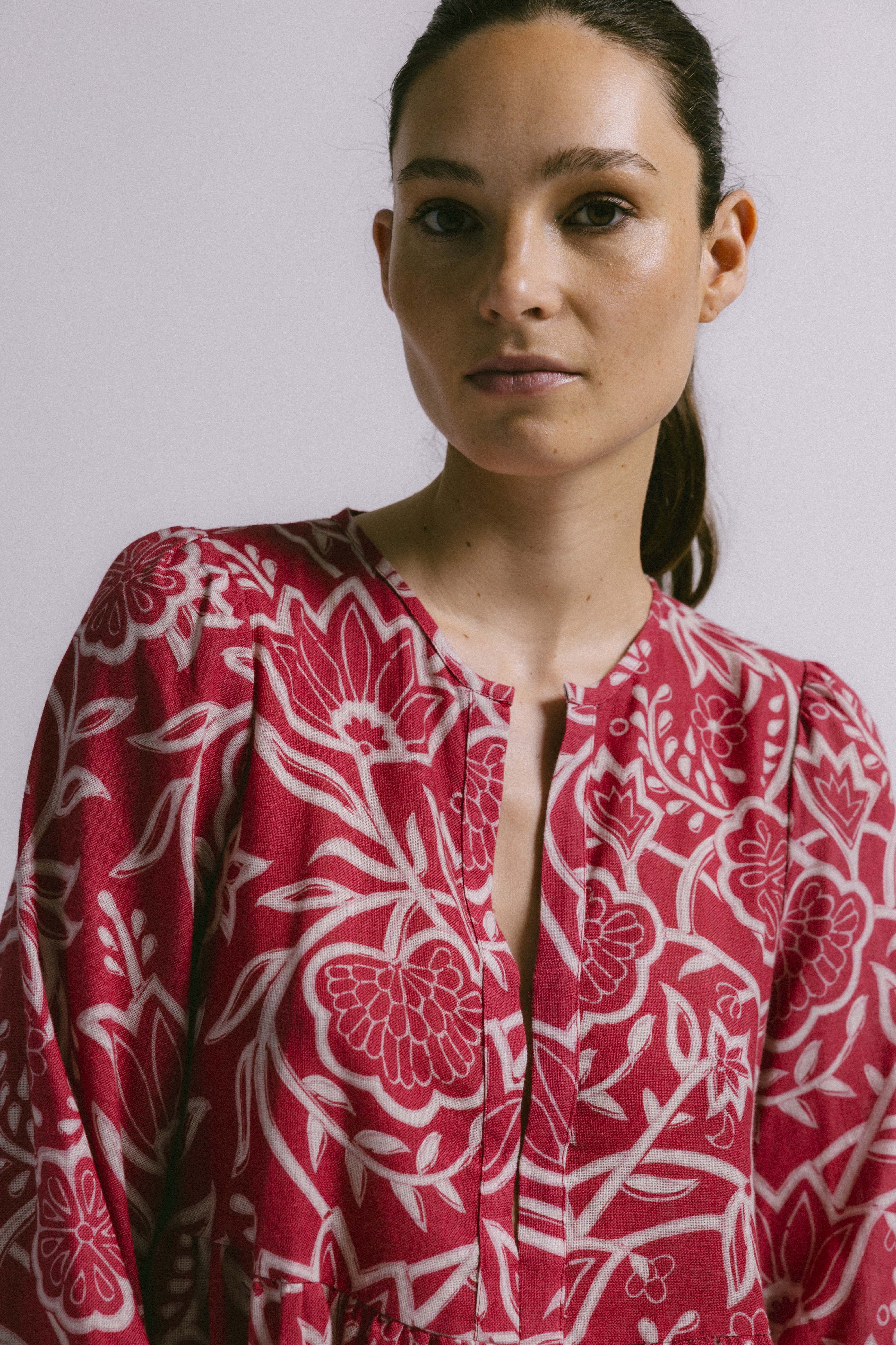 Vestido brandon flor deco rojo