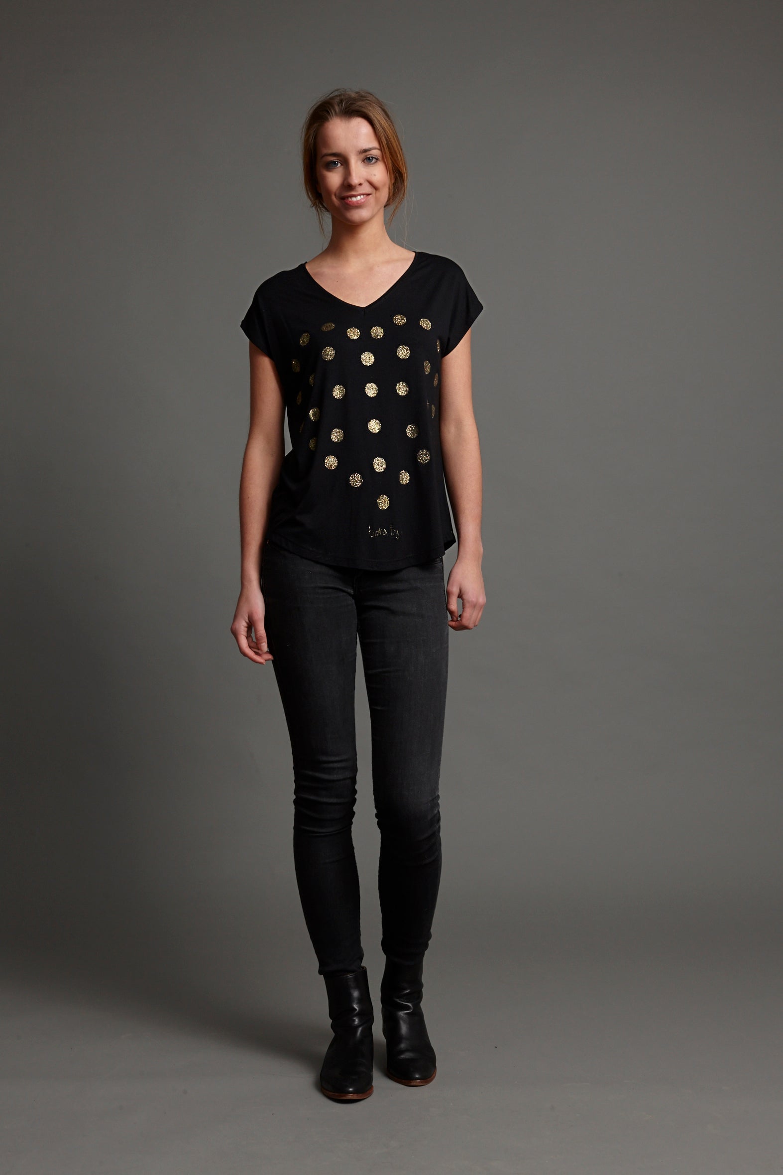 Camiseta círculo amarillo