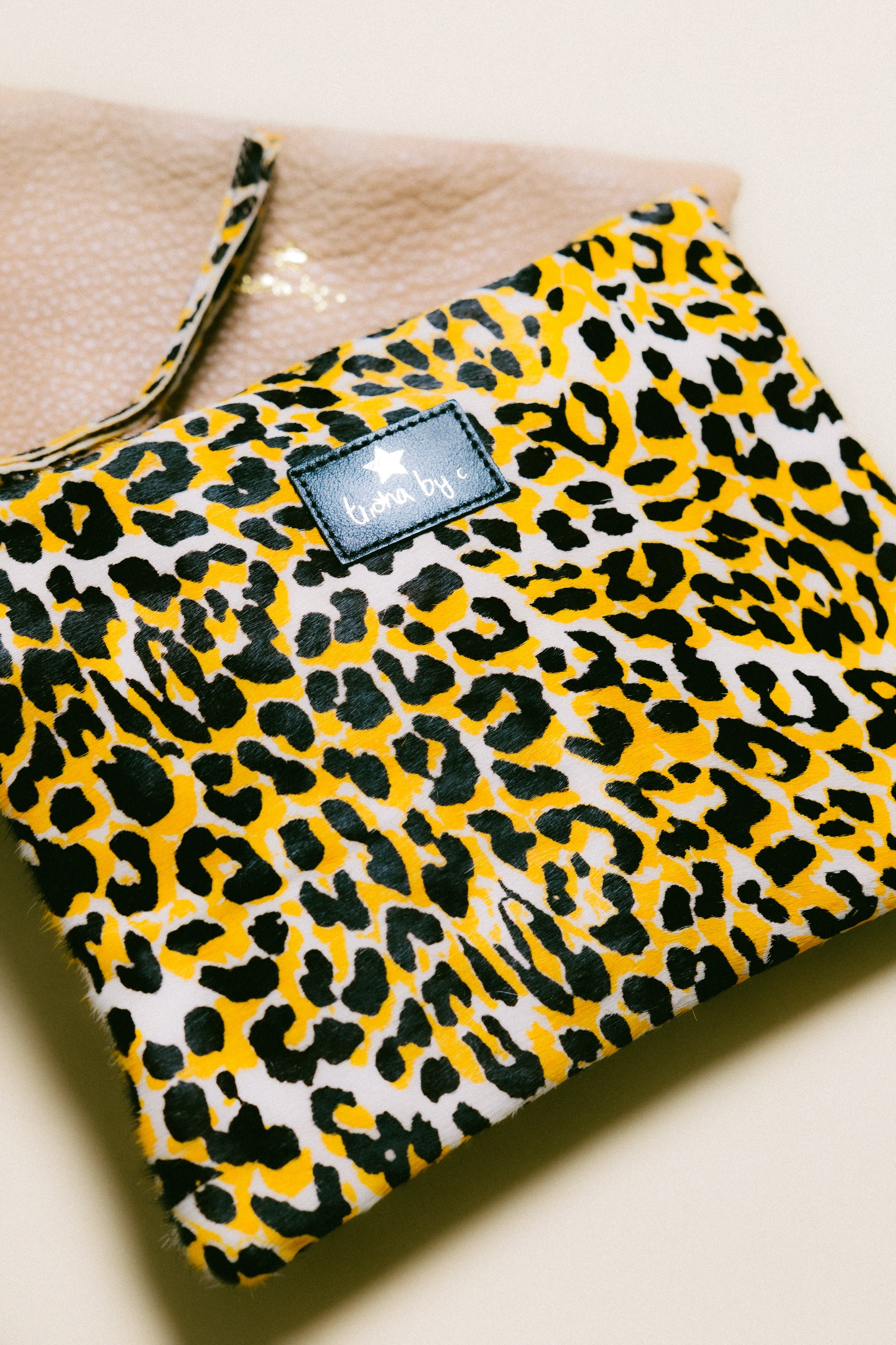 Bolso de mano leopardo