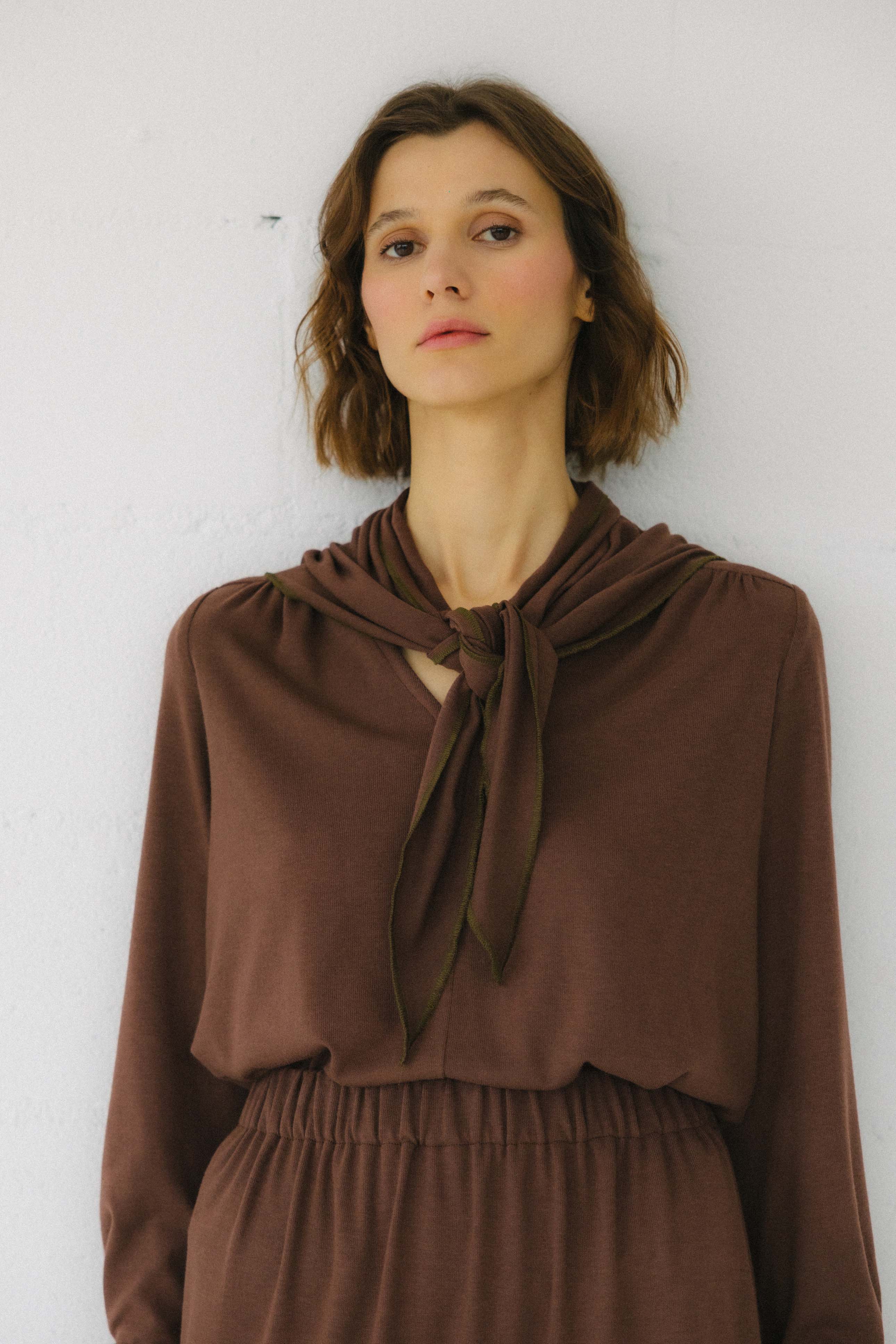 BLUSA PASS CHOCOLATE