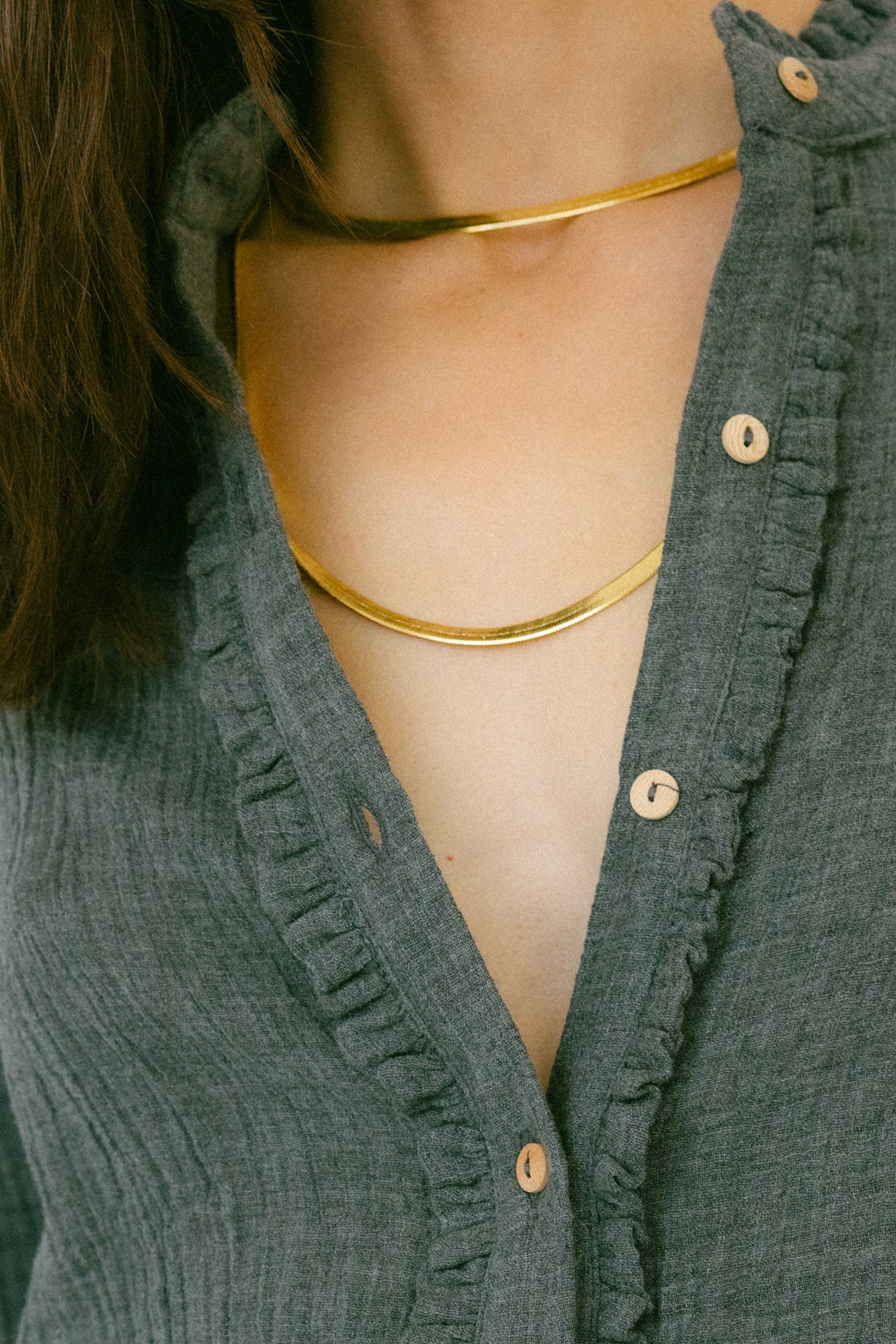 short choker necklace