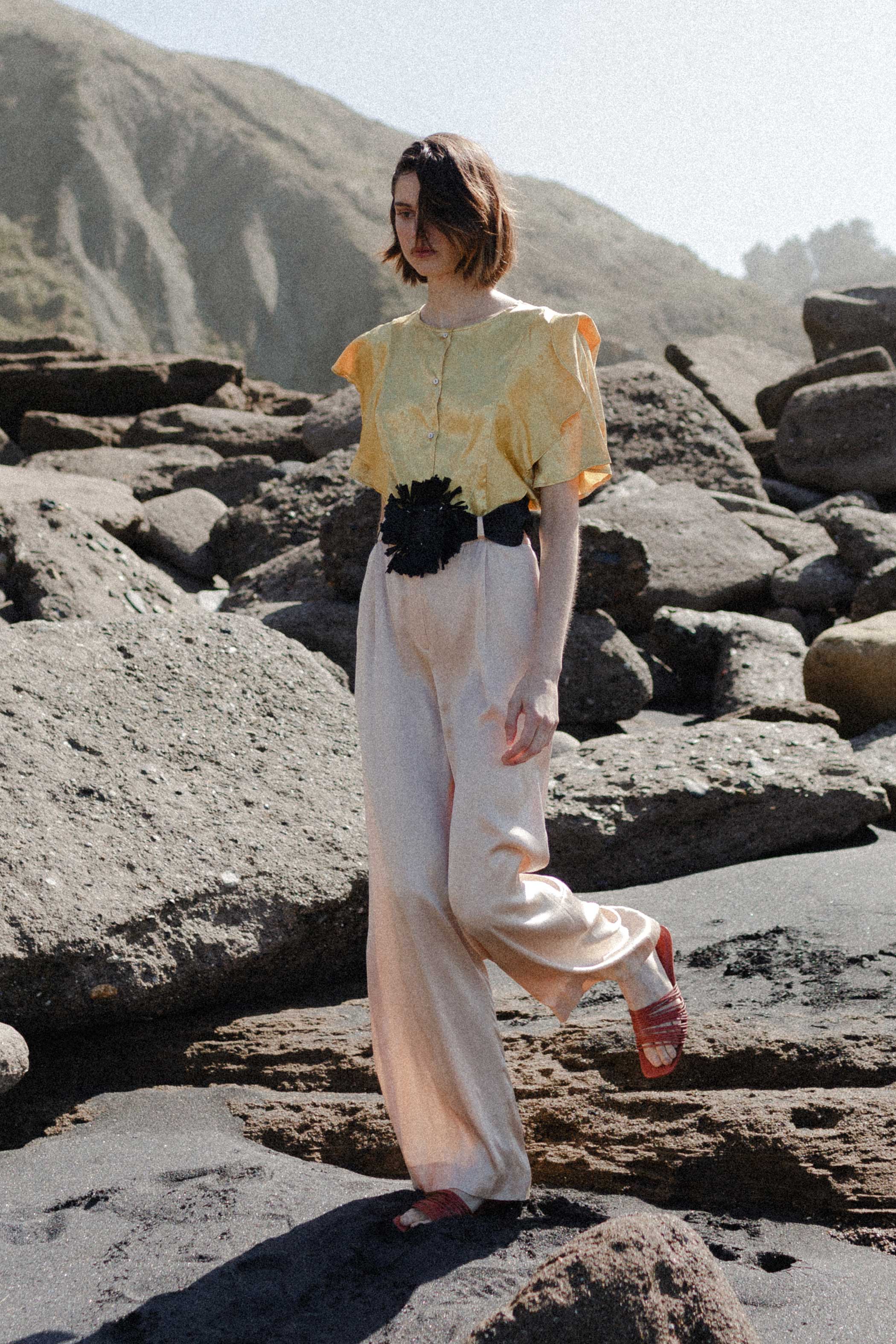 CATHA sand gloss trousers