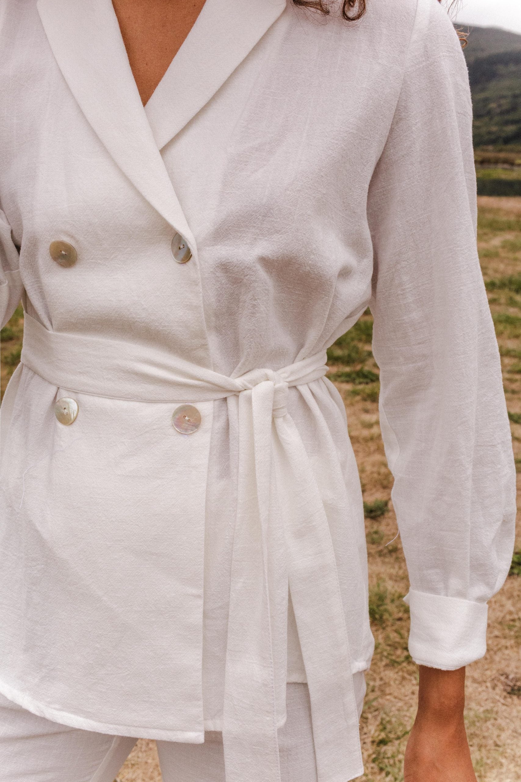 Blusa/chaqueta CALABRIA blanca