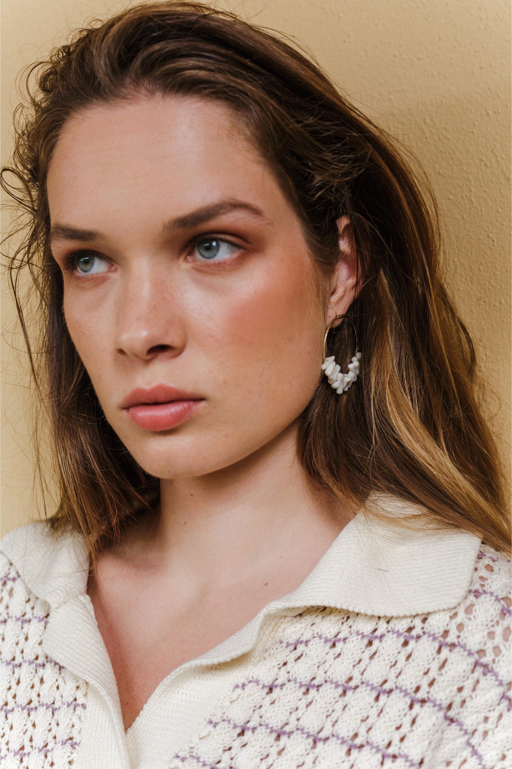 ELVAS white earrings